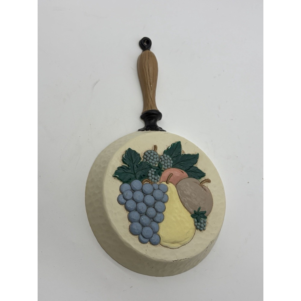 1990s Homco Home Interiors Fruit Frying Pan Wall Hanging  12.5" Plastic VTG